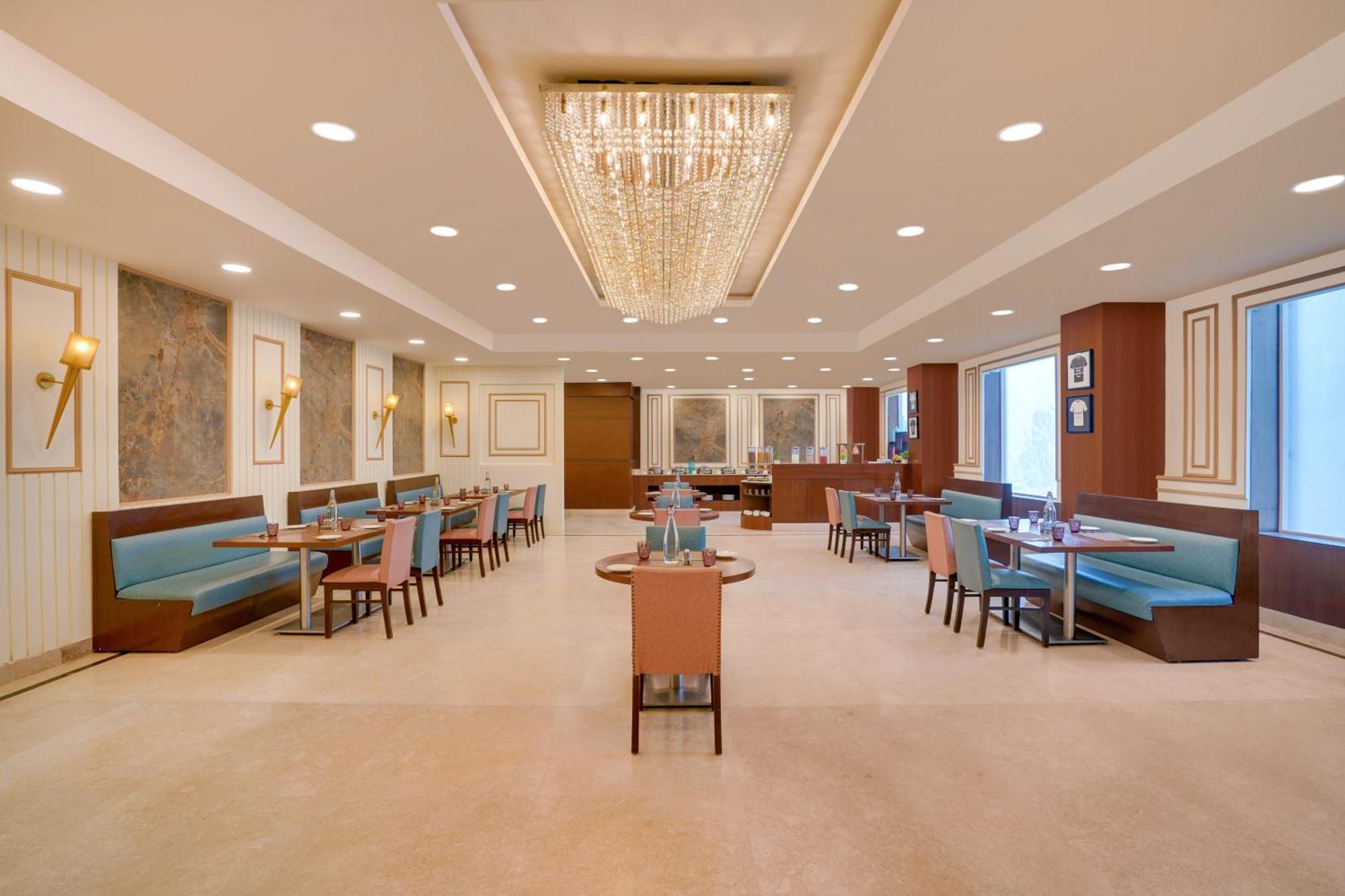 Lemon Tree Hotel, Noida Eksteriør billede