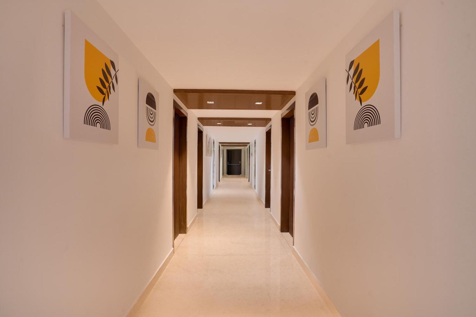 Lemon Tree Hotel, Noida Eksteriør billede