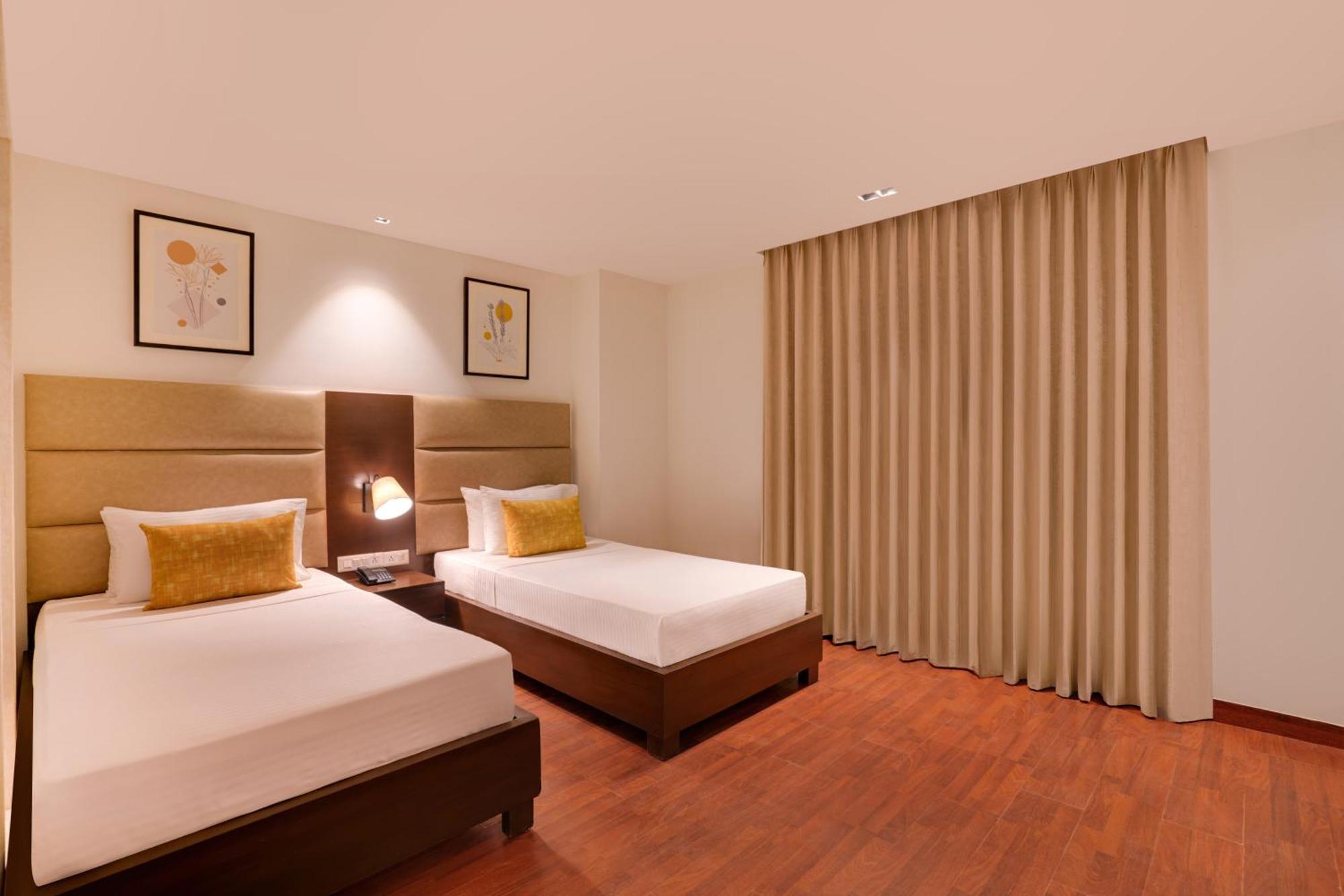 Lemon Tree Hotel, Noida Eksteriør billede