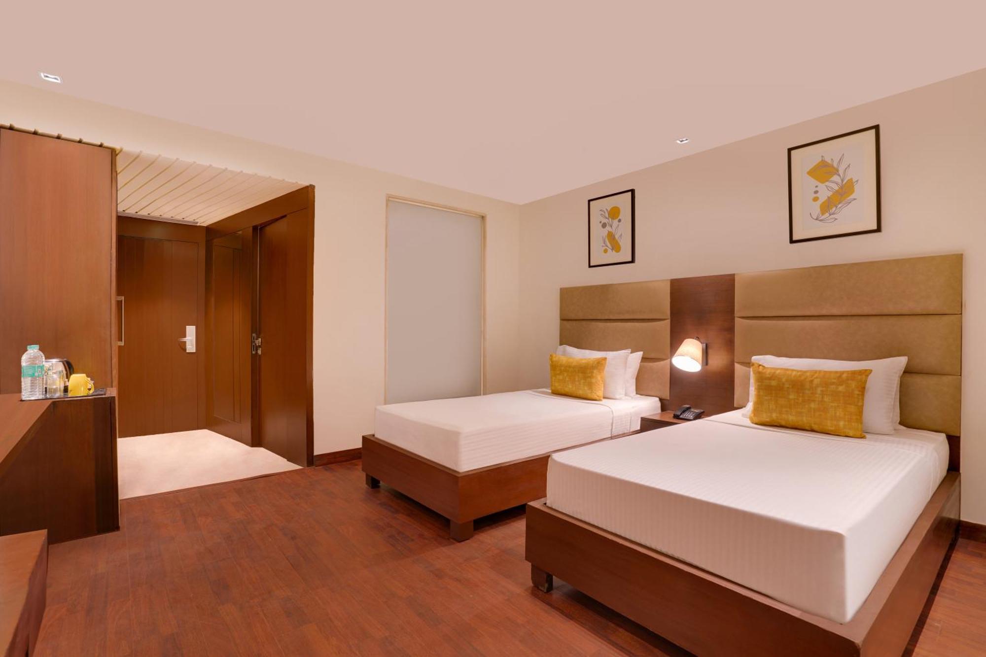 Lemon Tree Hotel, Noida Eksteriør billede