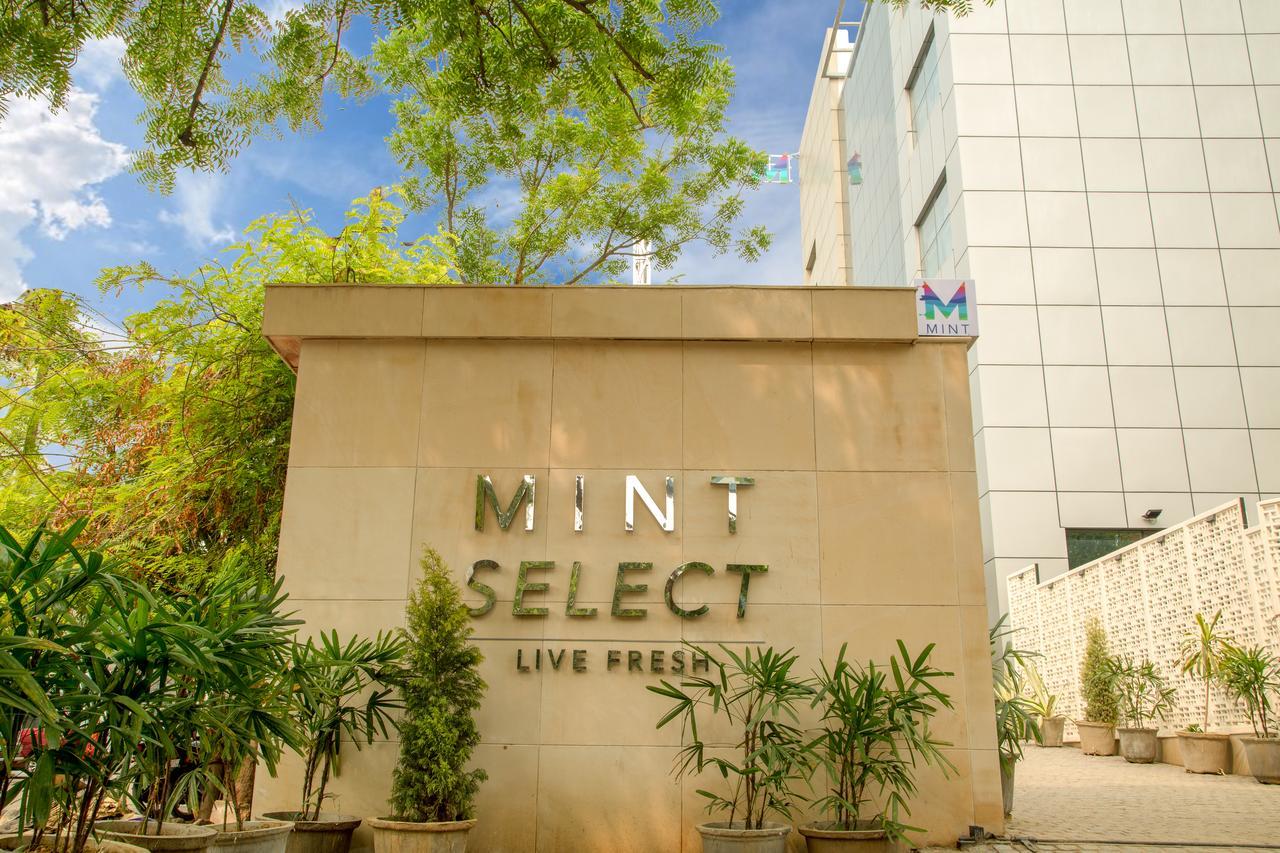 Lemon Tree Hotel, Noida Eksteriør billede